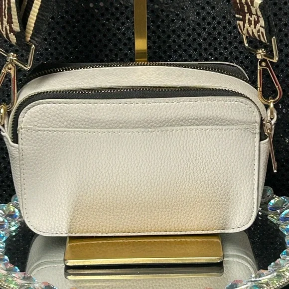Kenzie Creme Pebbled Leather Double Zip Guitar Strap Crossbody Approx 8x4.5 x 3 - Picture 3 of 17